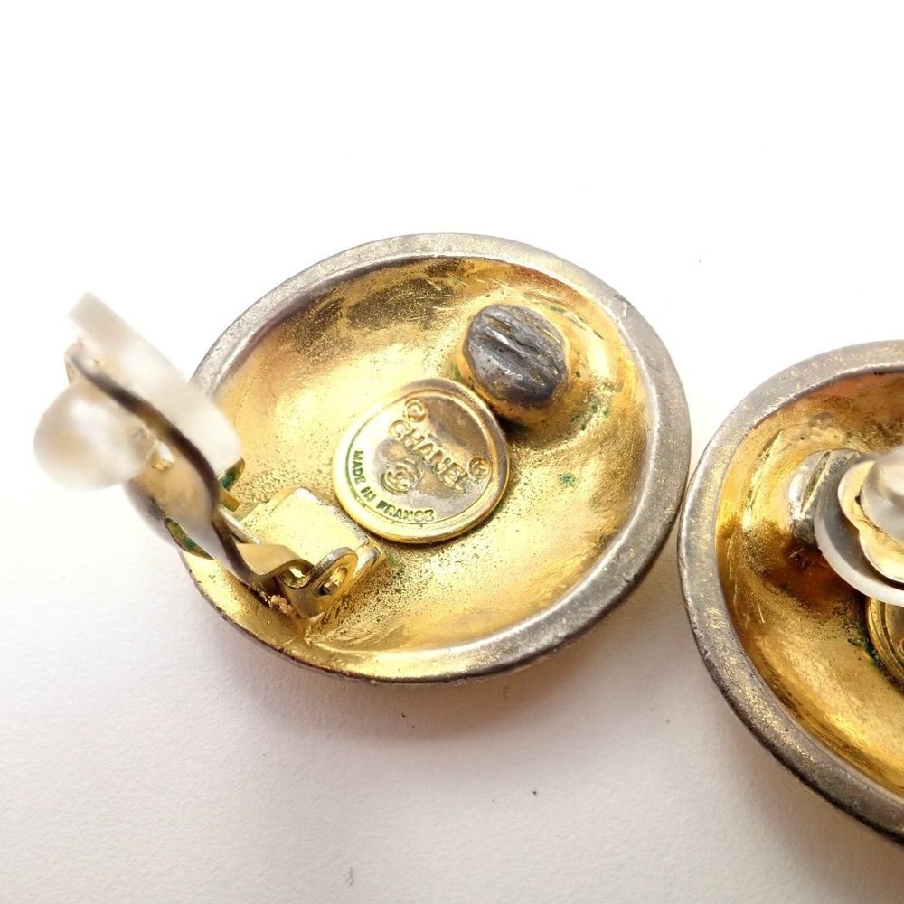 Rare! Vintage Chanel Paris France CC Logos Button Earrings Early 1980's - Picture 5 of 6